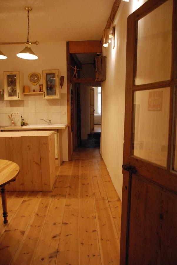 Appartement De Charme Au Coeur D Une Cite Medievale Villefranche-de-Conflent Buitenkant foto