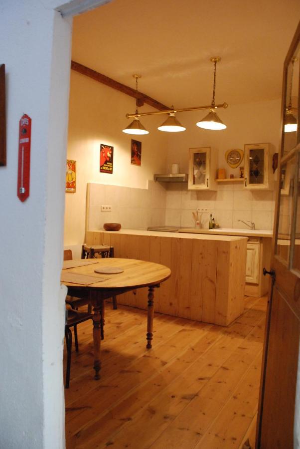Appartement De Charme Au Coeur D Une Cite Medievale Villefranche-de-Conflent Buitenkant foto