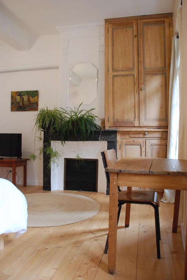 Appartement De Charme Au Coeur D Une Cite Medievale Villefranche-de-Conflent Buitenkant foto